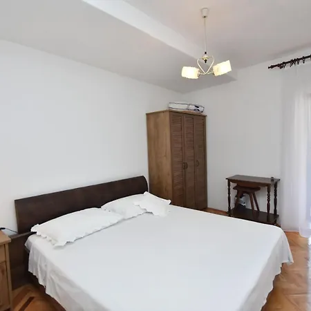 Apartament Miledina