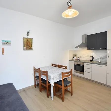 Apartamento Miledina Primošten