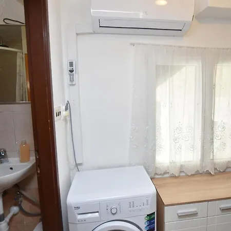 Miledina * Primošten