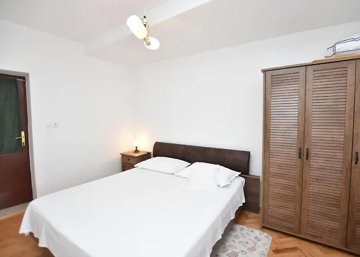 Miledina Apartamento Primošten